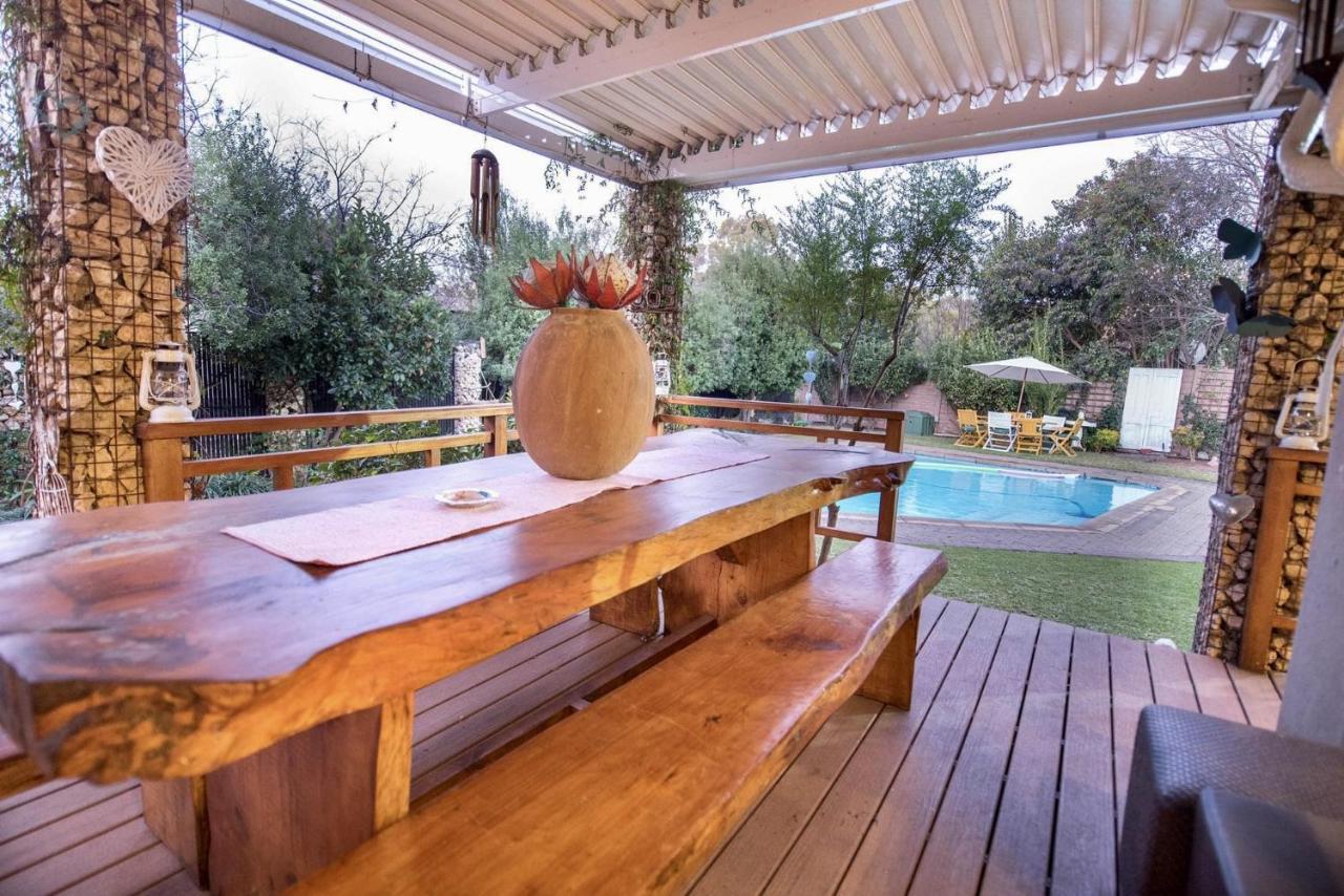 Cottonwood Guesthouse Oasis ブルームフォンテーン エクステリア 写真