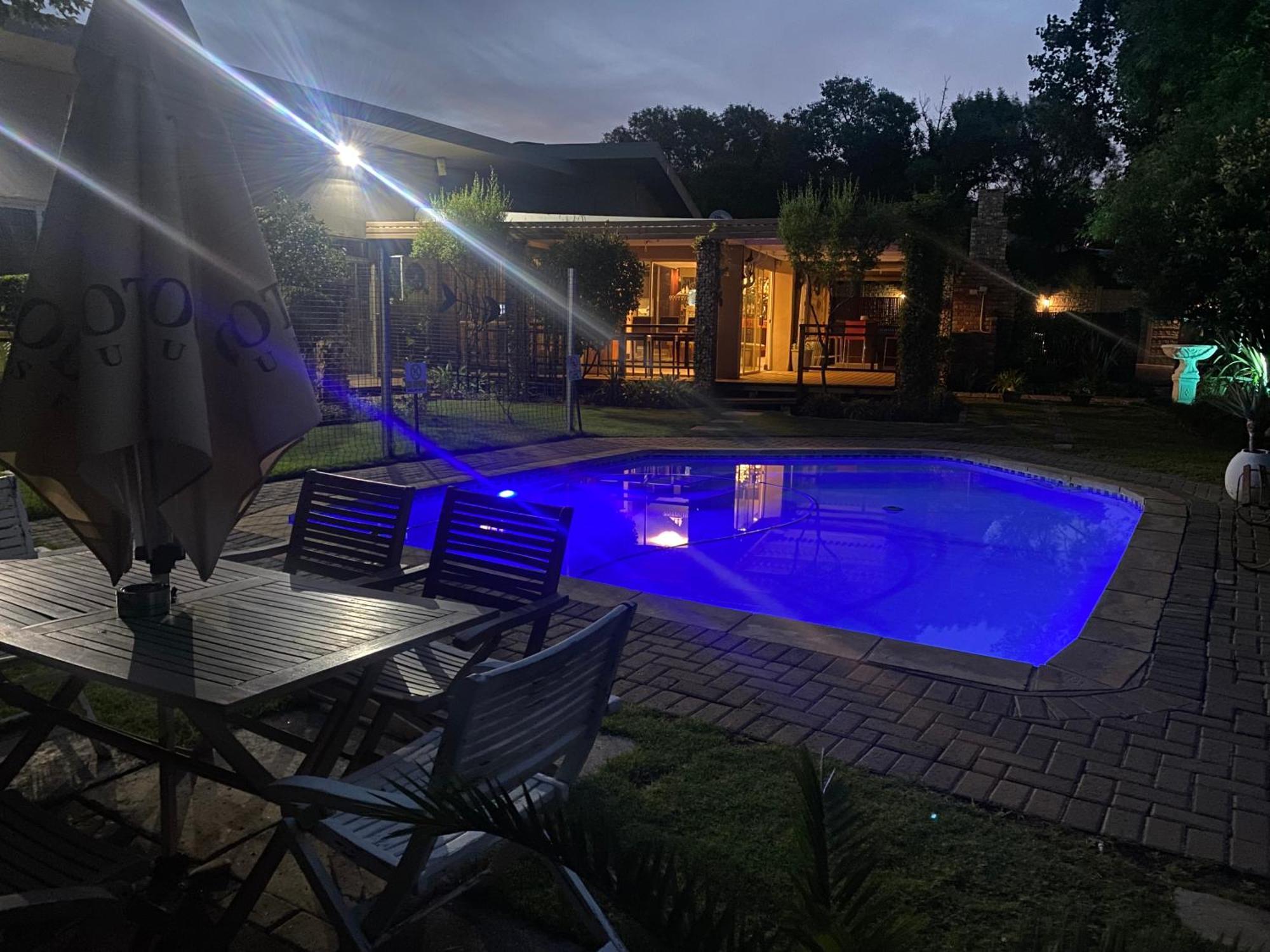 Cottonwood Guesthouse Oasis ブルームフォンテーン エクステリア 写真